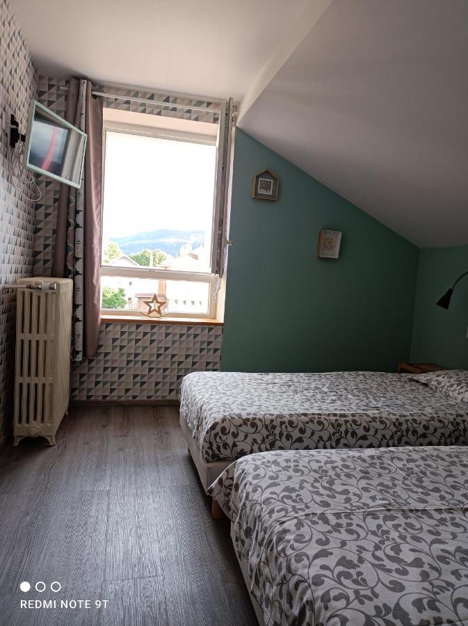 Monts Et Reves Bed & Breakfast Ramonchamp Exterior photo